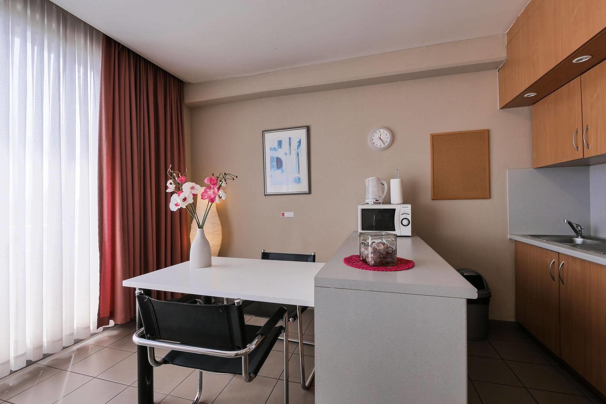 City Apartments Antwerpen Bagian luar foto
